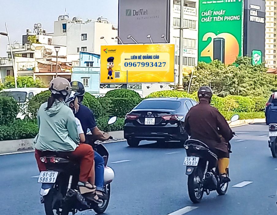 Billboard Vinama_ Góc Đường Hoàng Sa – Cầu Công Lý, Quận 3