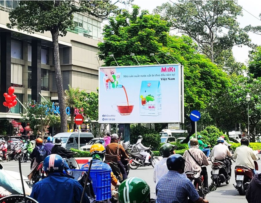 Billboard Vinama_ Ngã Tư Lý Thường Kiệt – Hồng Bàng - Quận 5