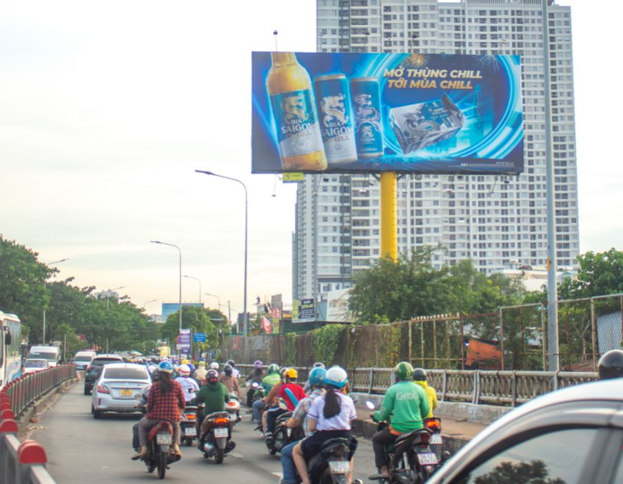 Billboard Cầu Kênh Tẻ, Quận 7