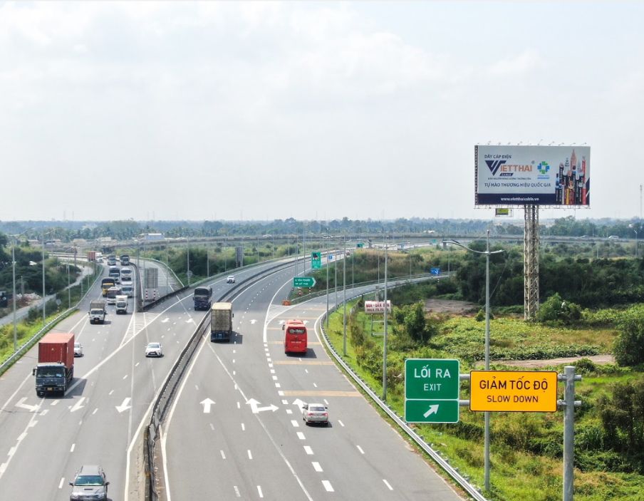 Billboard Vinama_Cao tốc Trung Lương - Tiền Giang