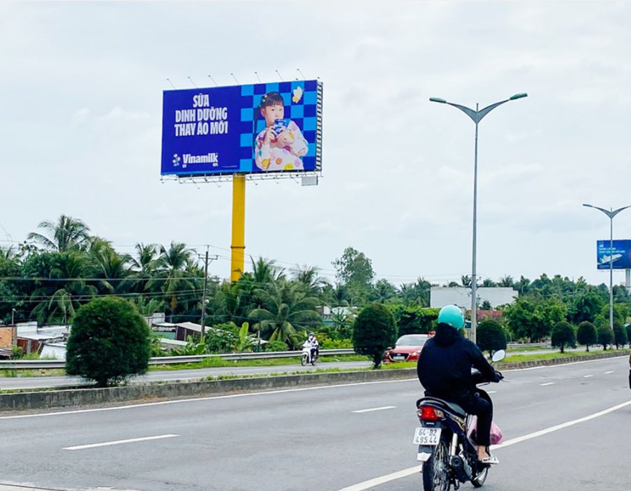 Billboard Vinama_QL 1A Đường Dẫn Cầu Cần Thơ - Vĩnh Long