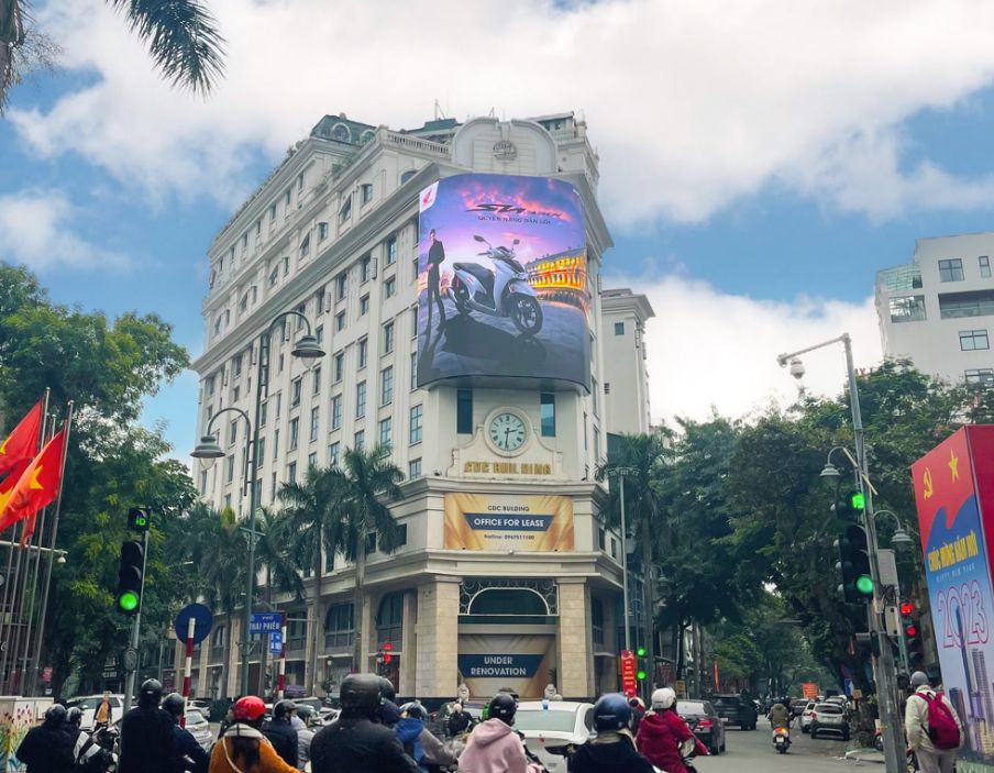 Màn Hình Led 2d Ngã 5 Vincom Bà Triệu – Hai Bà Trưng