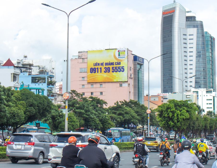 Pano Ốp Tường Cầu Điện Biên Phủ - Quận Bình Thạnh